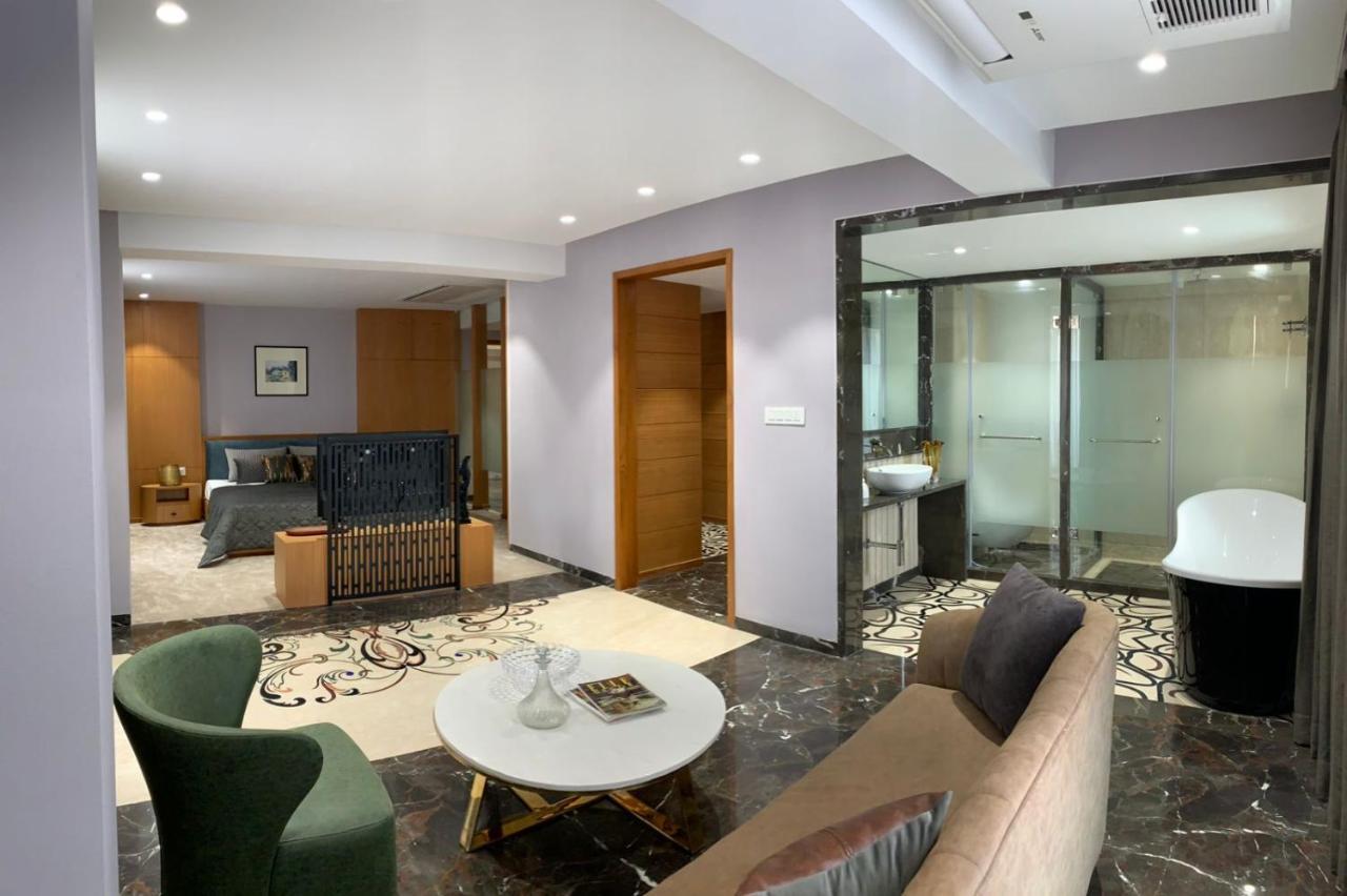 Alba Inn, Vijay Nagar Индаур Экстерьер фото